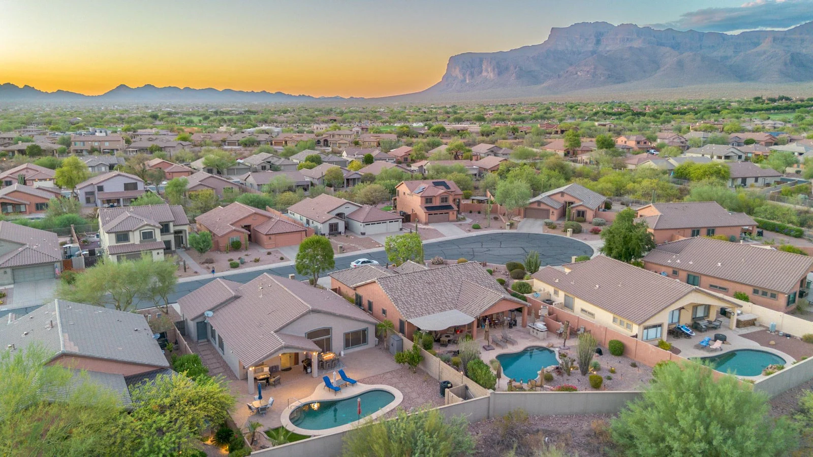 Gold Canyon neighborhood homes pools mountains sunset real estate photography Gold Canyon AZ | The Listing Bees