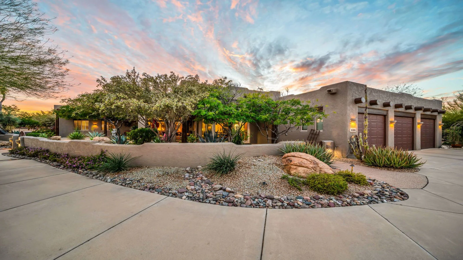 Modern home desert landscaping sunset real estate photography Rio Verde AZ | The Listing Bees
