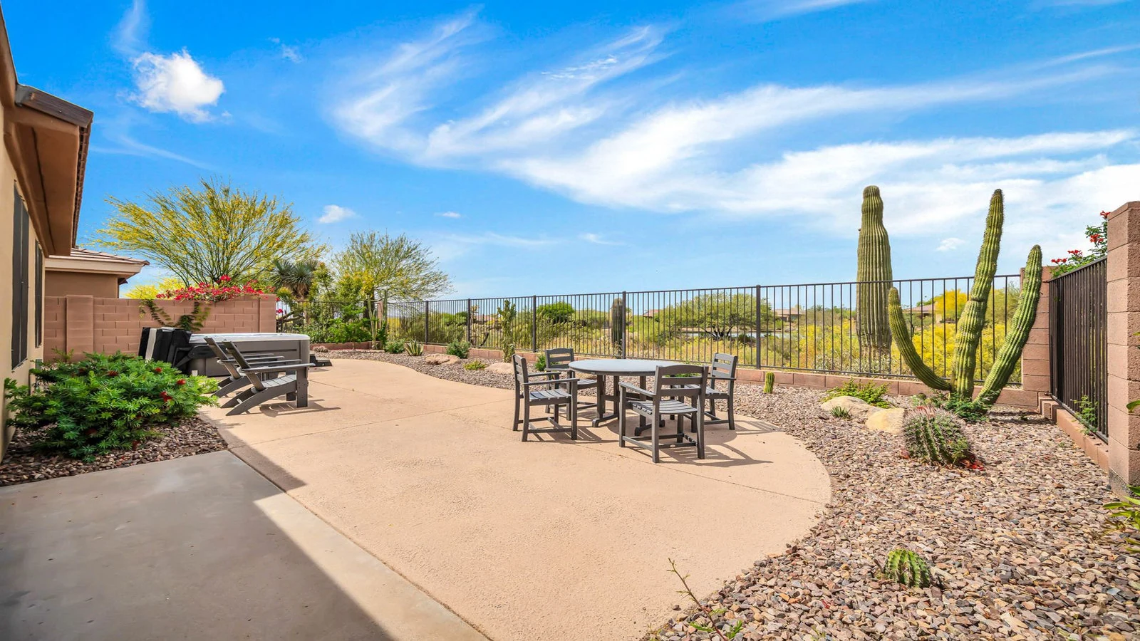 Patio outdoor furniture desert plants blue sky real estate photography Anthem AZ | The Listing Bees
