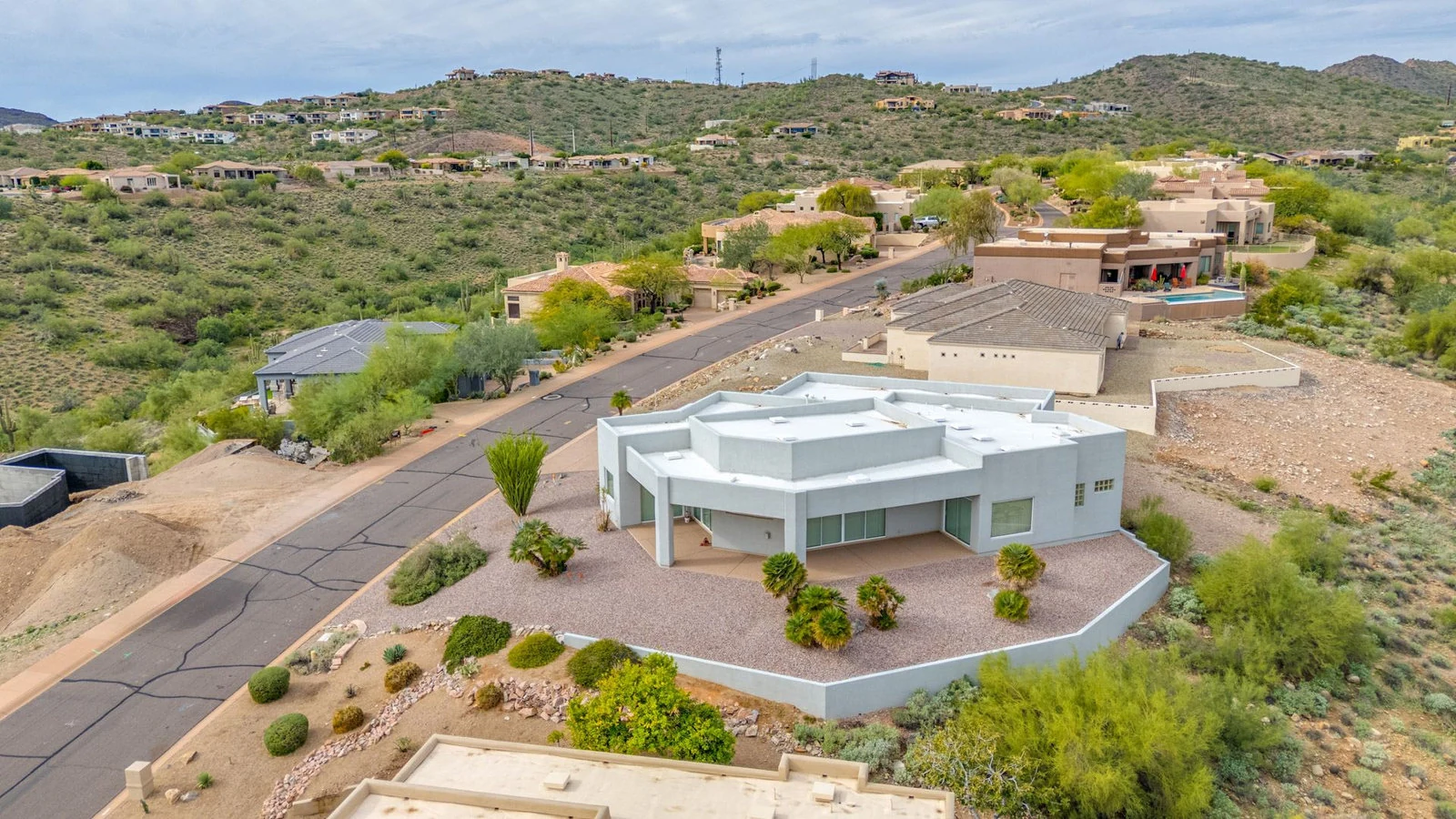 Modern home desert landscape real estate photography Fountain Hills AZ | The Listing Bees
