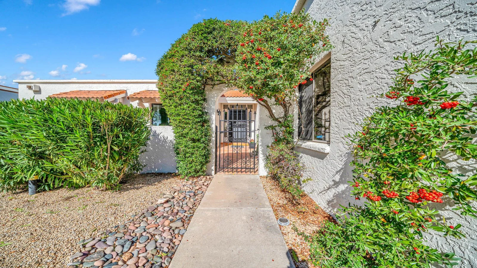 Real Estate Photography Pricing Guide for Phoenix East Valley Agents